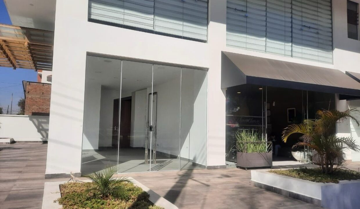 WhatsApp Image 2025-07-21 at 17.47.50